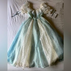 Vintage heart soft girl era dream dress